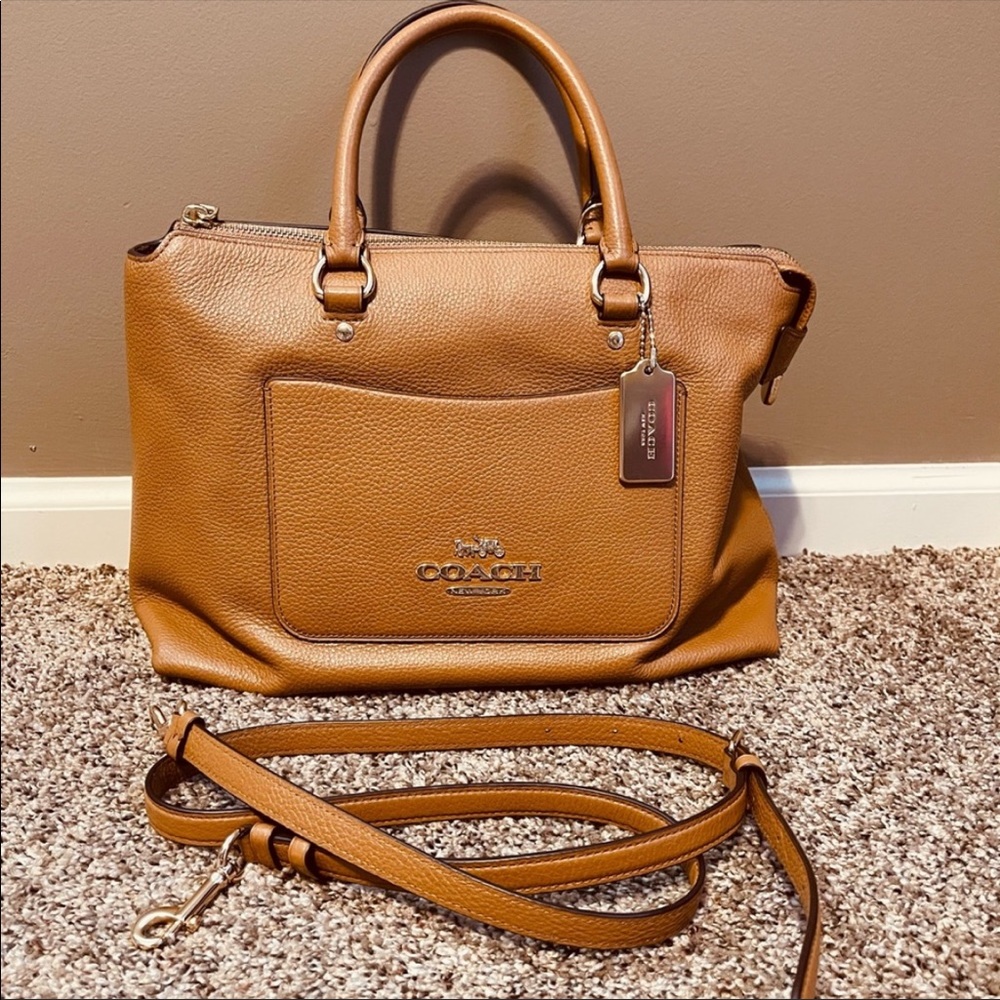 💕Beautiful like new Coach Bag